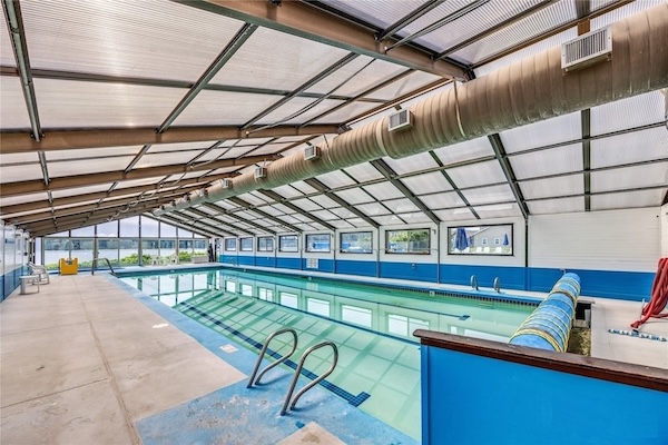 Beach Club - Indoor Pool and Hot Tub